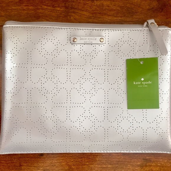 Kate Spade ♠️ Silver Pouch NWT - Picture 1 of 5